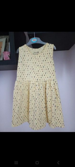Sukienka dziewczęca bez rękawów,rozmiar 122/128