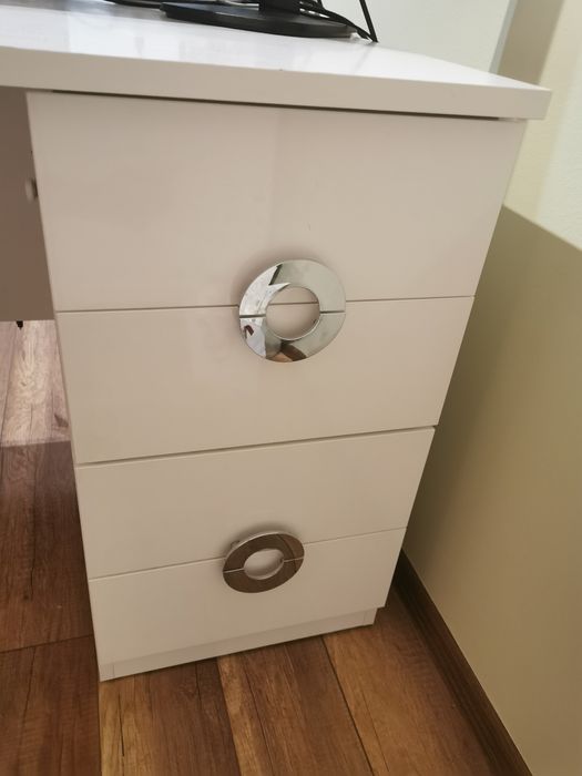 Biurko Black Red White białe duże 120x70 cm