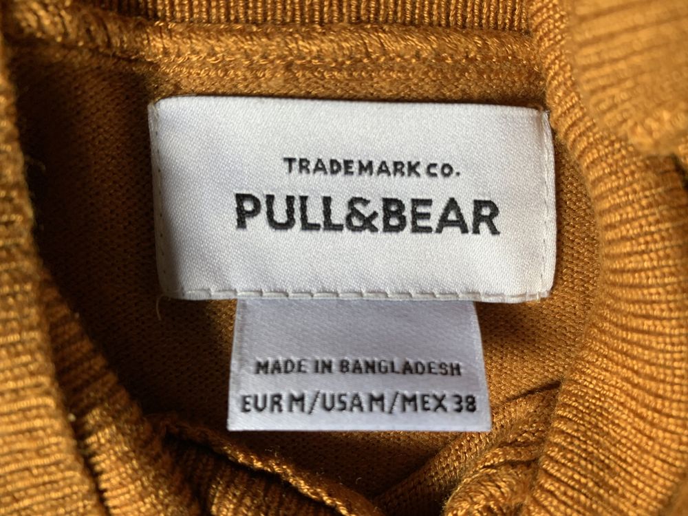 Camisola de Gola Alta Pull & Bear, tamanho M / 38