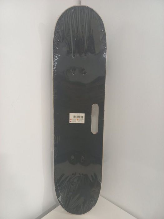 Skate Novo _ ainda plastificado -> prenda de aniversário / natal