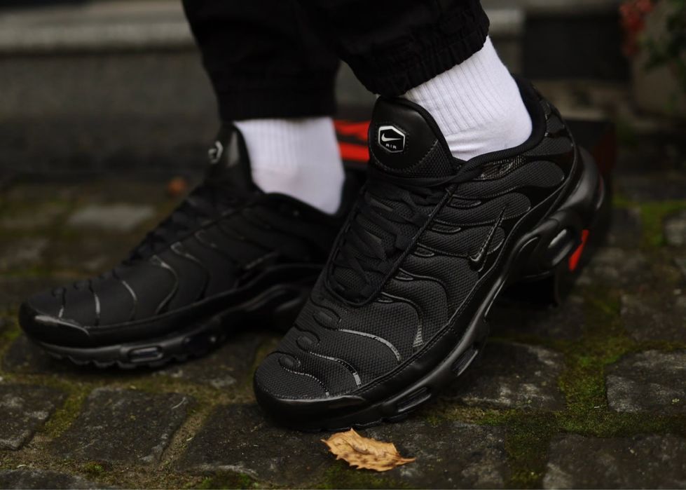 ТОП! Nike Air Max Plus TN Black 36 37 38 39 40 41 42 43 44 45 46 найк