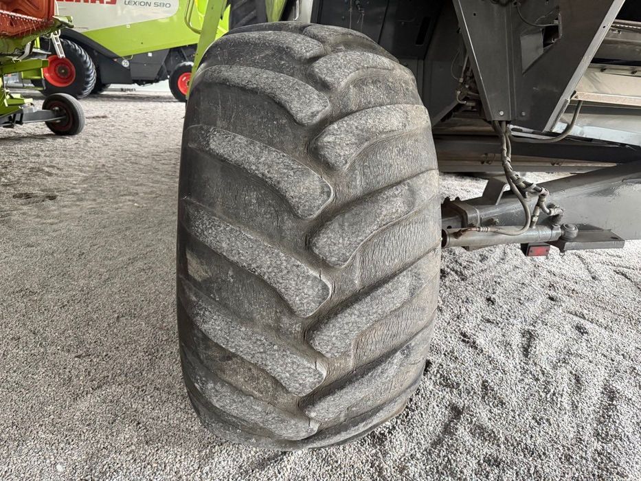 Зернозбиральний комбайн Claas Lexion 580