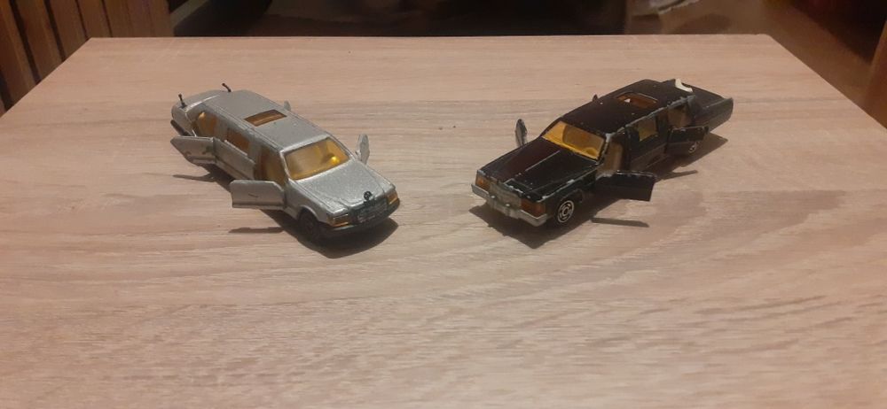 Majorette Limousine 2 modele wydlużonych limuzyn Made in France