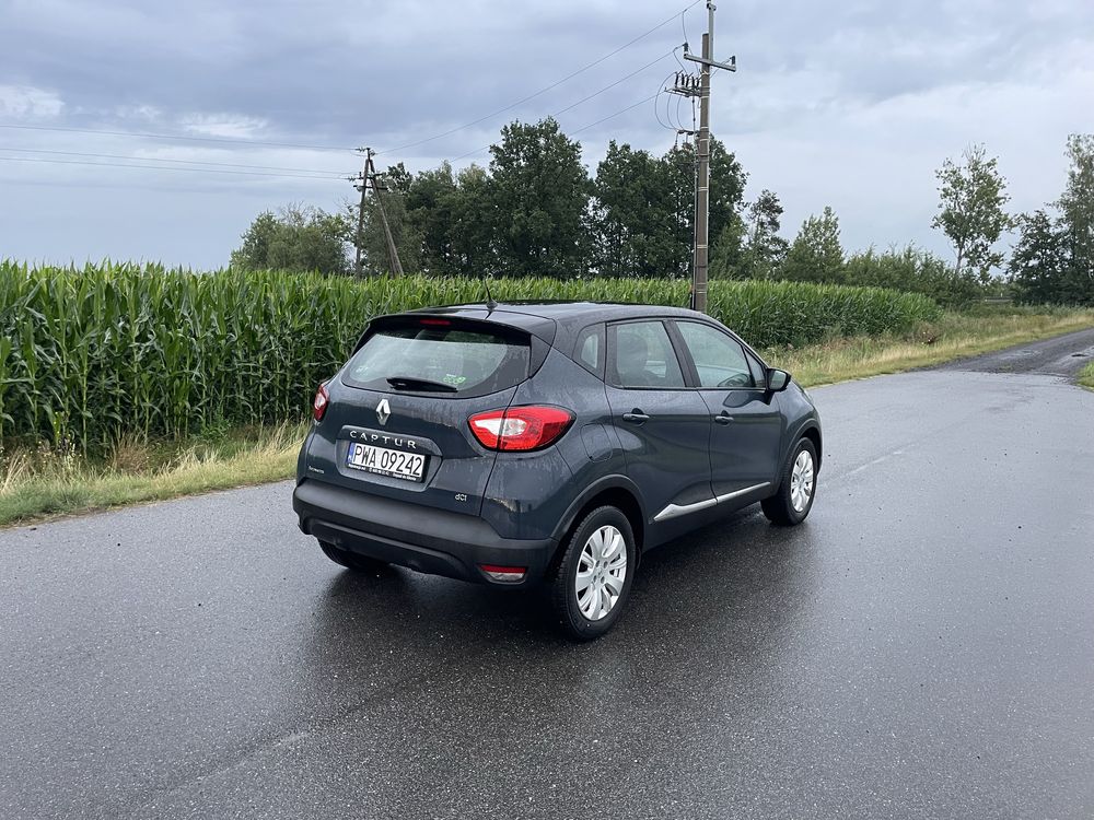 Renault Captur 1.5DCI  nowy rozrząd zarej pdc tył keyless