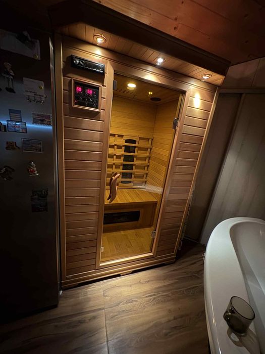 Sauna infrared na podczerwień z koloroterapią i radiem