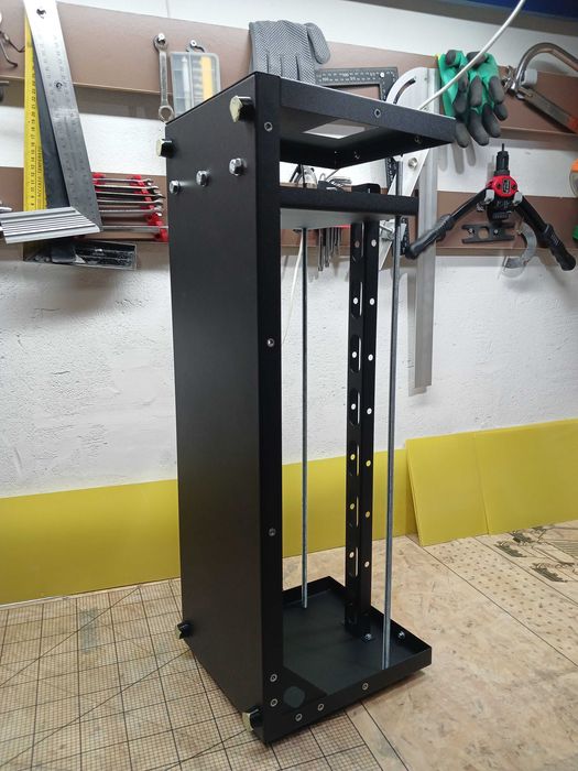 Новинка! Легкий корпус LiFePO4 фактор 8x280/304/310/314Aч та 16х105 Ач