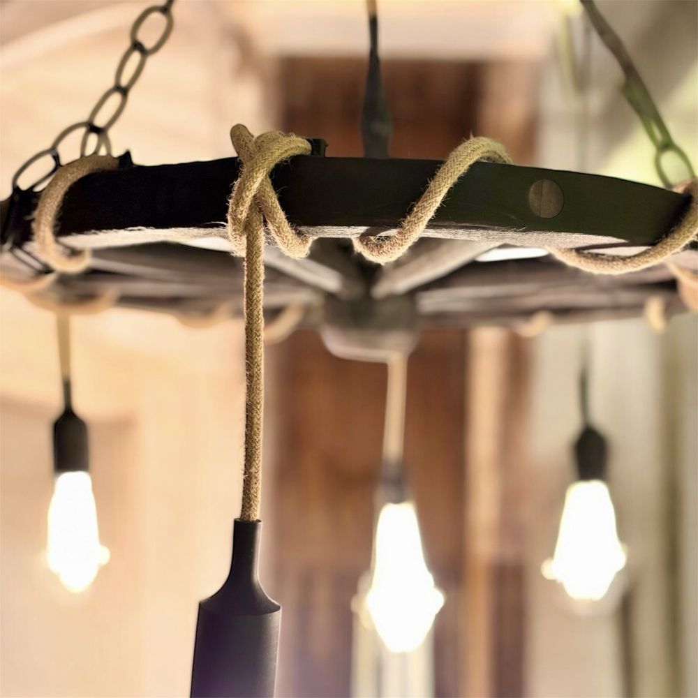 Lampa z koła od wozu żyrandol loft retro do altany salonu wisząca boho