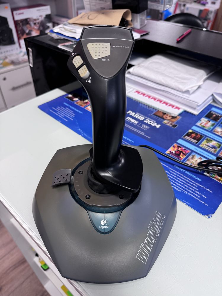 Joystick Logitech Wingman Attack J-YB11