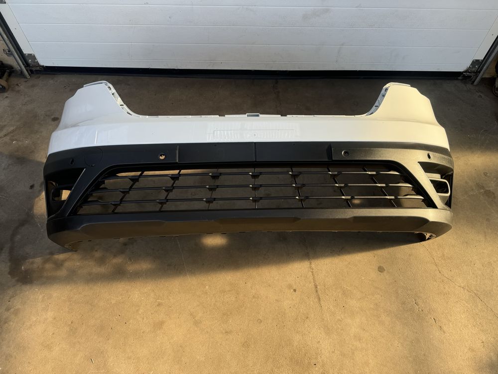 Zderzak przód przedni parktronik Renault Trafic IV 22-