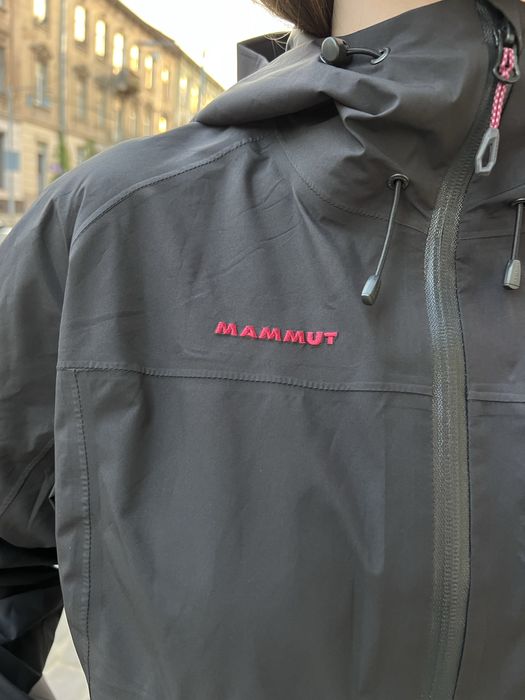 Куртка Mammut жіноча gore-tex оригінал нова трекінгова вітровка чорна