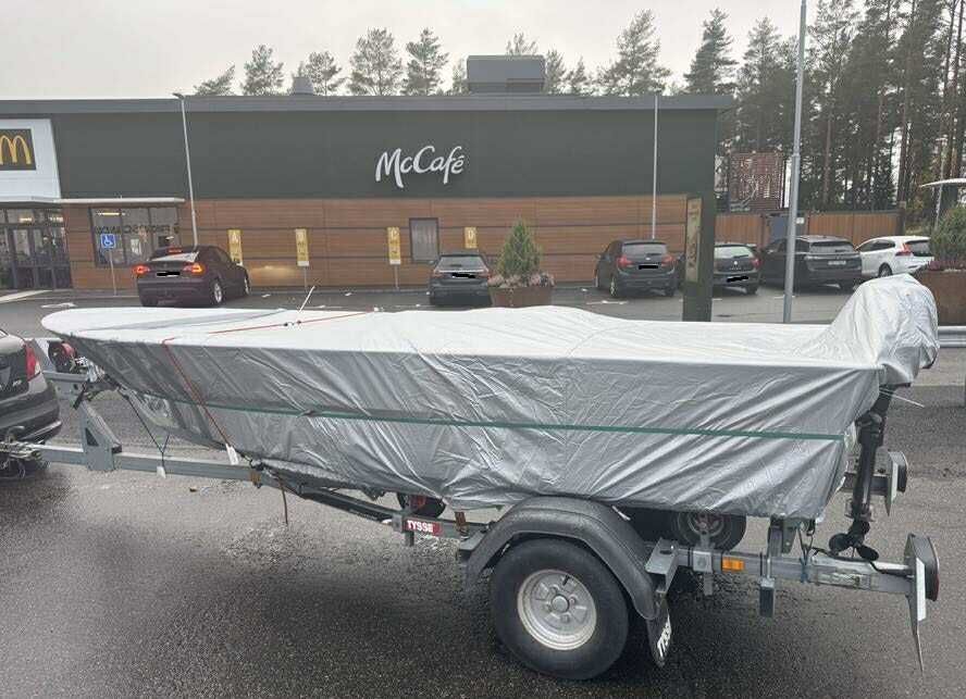 Łódka wędkarska 4 m + silnik Suzuki 6 KM stabilna, zadbana,