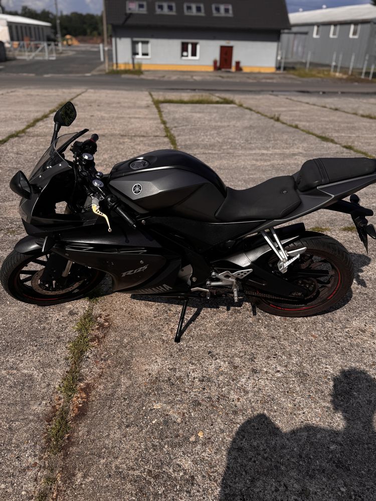 Motocykl Yamaha  yzf r125