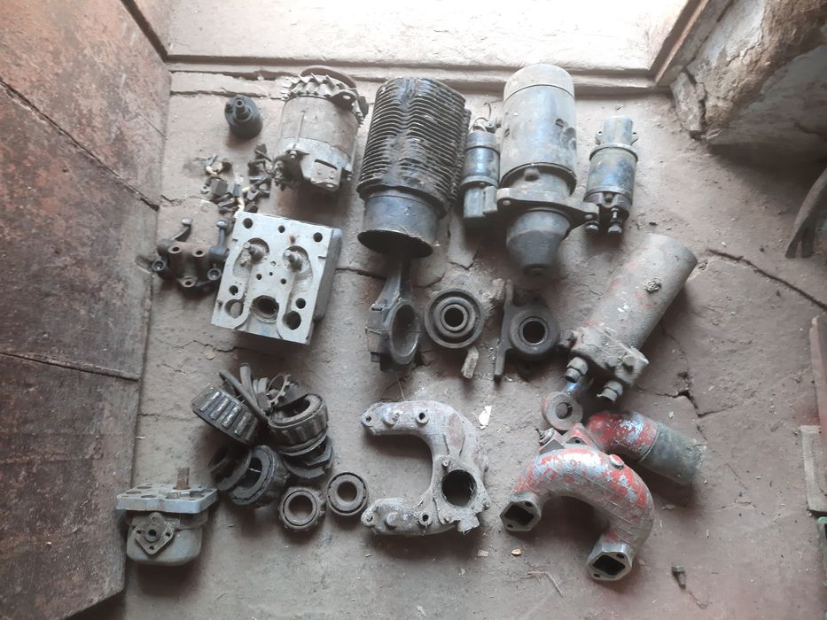 Продам деталі до трактора Т-25