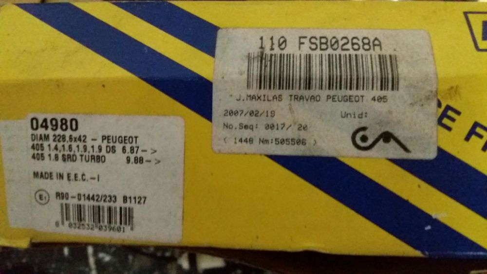 Miscelânea de artigos automóvel