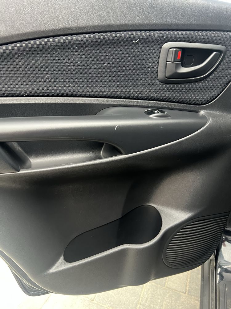 Продам Hyundai Tucson 2012