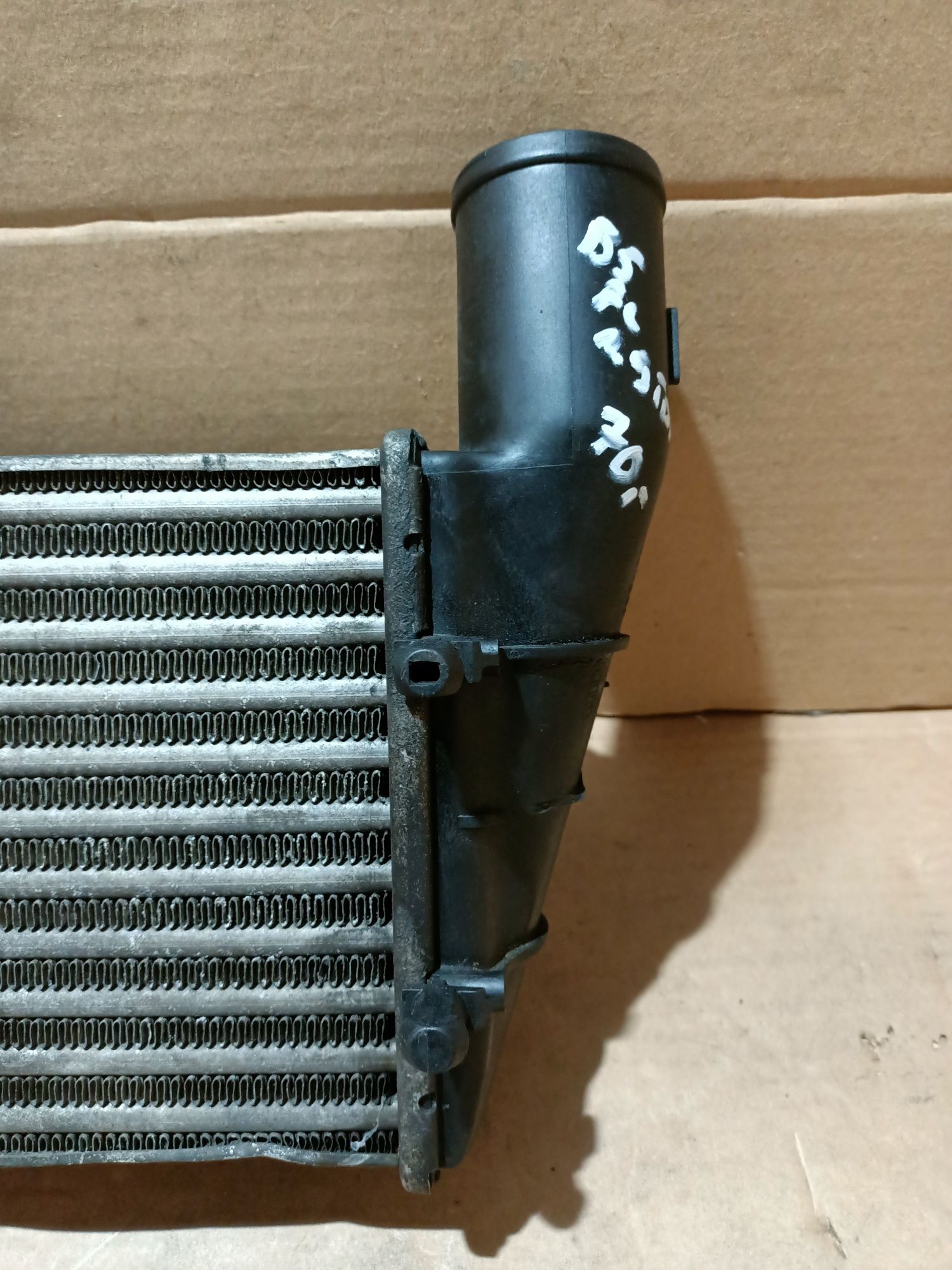 Intercooler powietrza 1.9 TDI VW Passat B5 Audi A4 B5