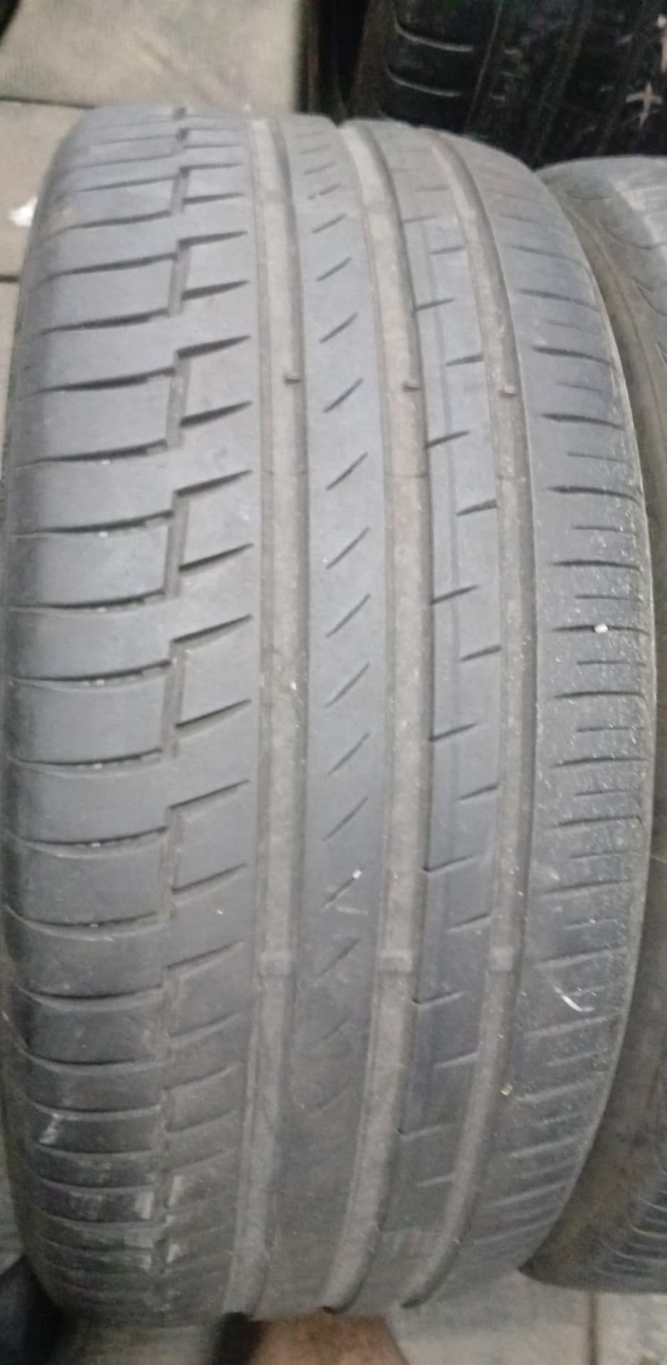 Opony 255/45/R20