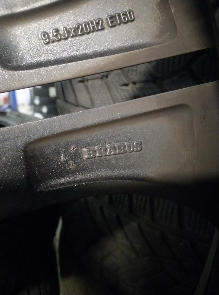 Диски оригінальні Brabus 275/50/r20 G клас Mersedes