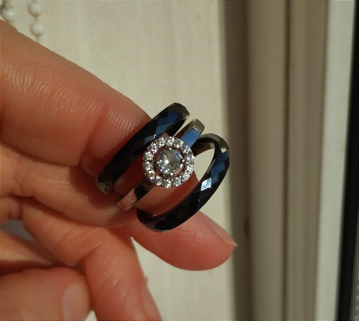 Керамическое кольцо с цирконием