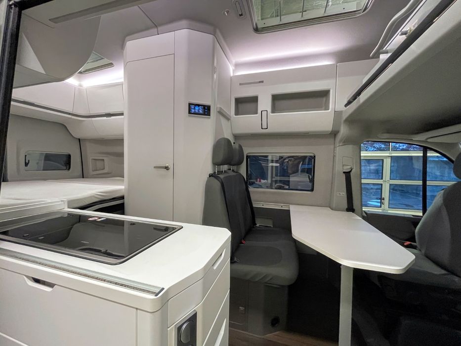 VW grand California nowy . Full