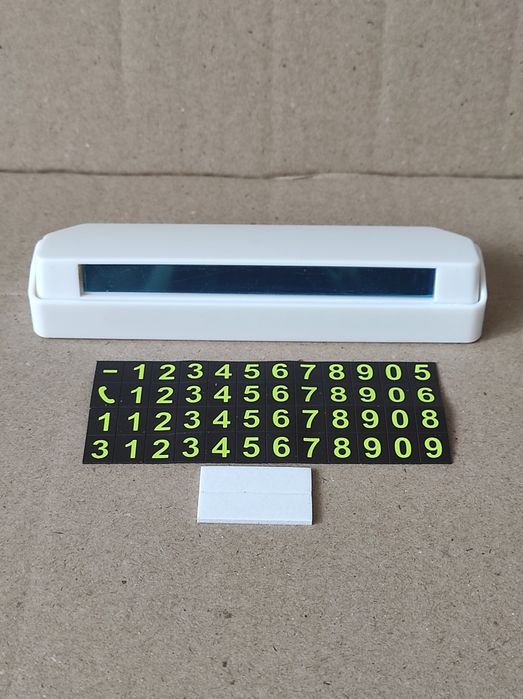 Автовизитка с номером телефона в машину для парковки