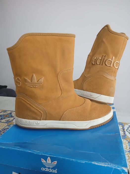 Śniegowce, botki Adidas