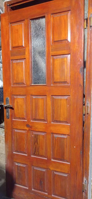 Dzwi zewnętrzne  drewniane