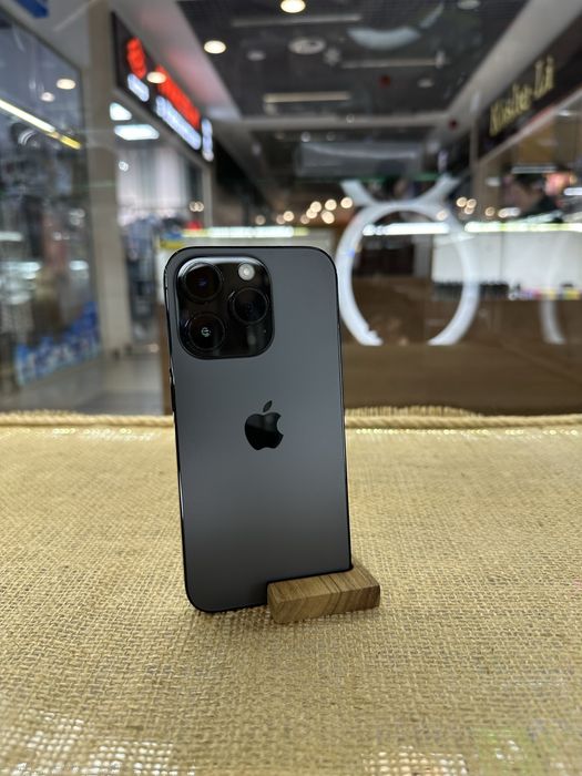iPhone 14 Pro 256GB space black бу