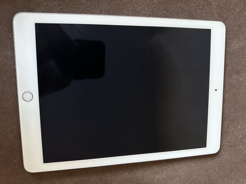 Ipad air 2 в хорошем состоянии