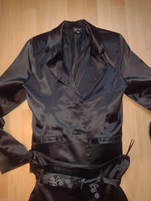 Damski komplet spódnica i marynarka 38/40