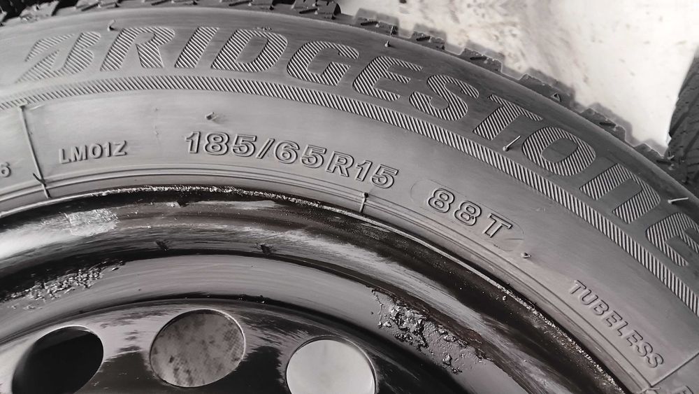 Koła , felgi stalowe 5x100 15" et 40 VW, SKODA oryginał 185/65/15