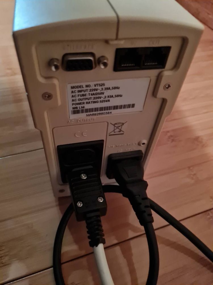 ИБП SuperPower VT525