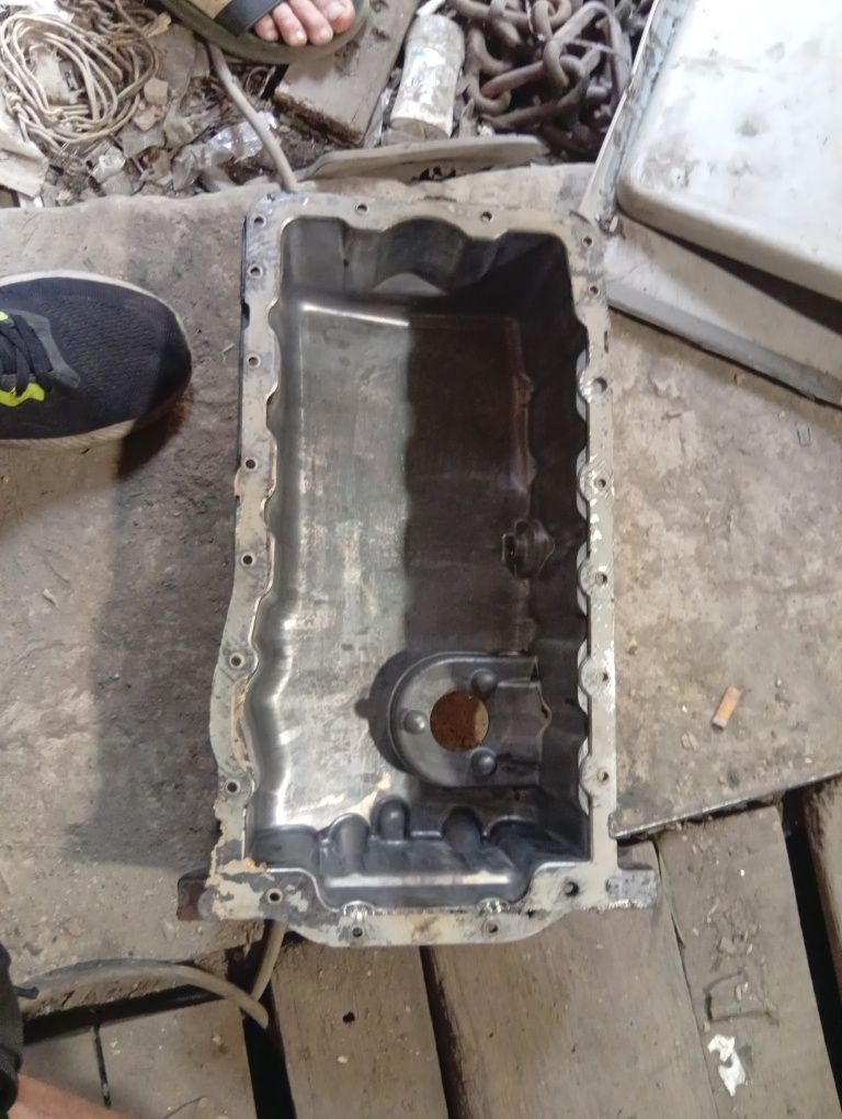 Піддон фольцваген1.9 тді