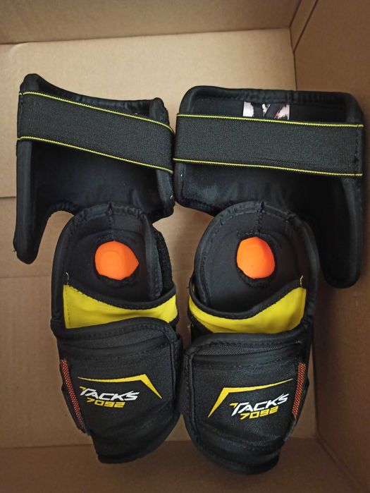 Хоккейные налокотники CCM TACKS 7092