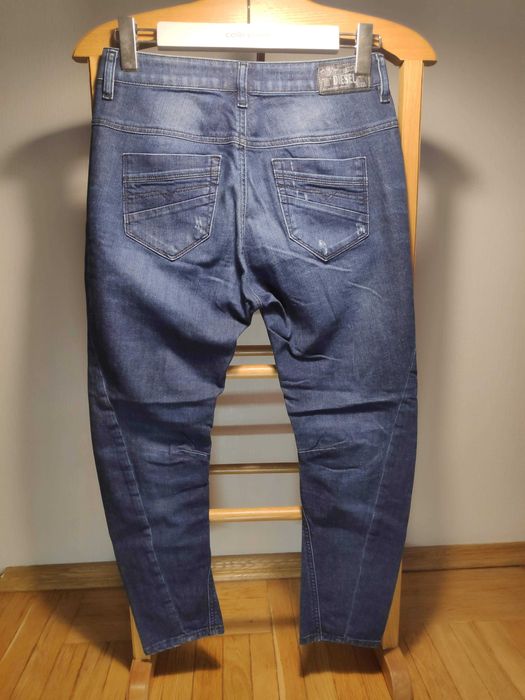 NEW W25 L30 DIESEL Fayza Relaxed-boyfriend Low waist Stretch джинси