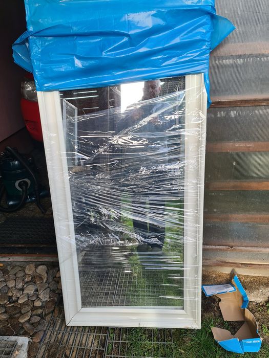 Lustro w Białej Ramie