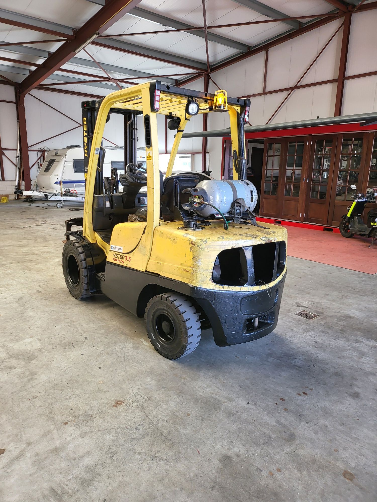 Wózek widłowy Hyster H 3.5 FT gaz sprowadzony sprowadzony