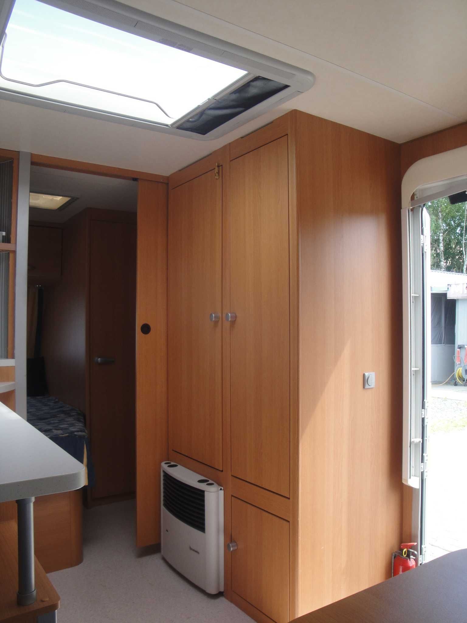 Knaus Sport 500 , łóżko francuskie  markiza+ściany ,mover, solar, wc