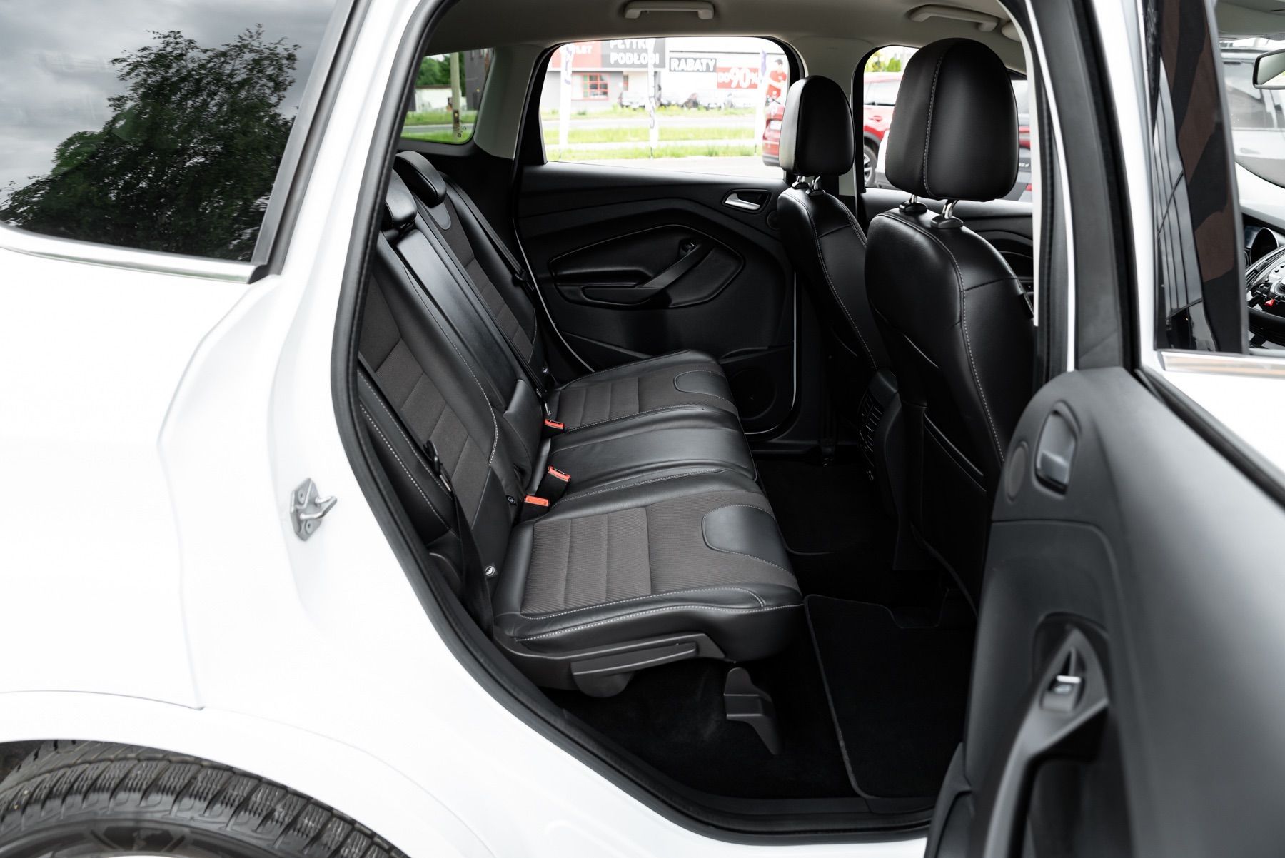 Ford Kuga 1.5T 182KM 4x4 TITANIUM Xenon LED Nav Półskóra ParkAss Kamera Tempomat