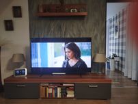 Półka nad telewizor