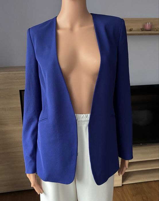 Marynarka PINKO – kobaltowa, elegancka, bez zapięcia – rozmiar 40