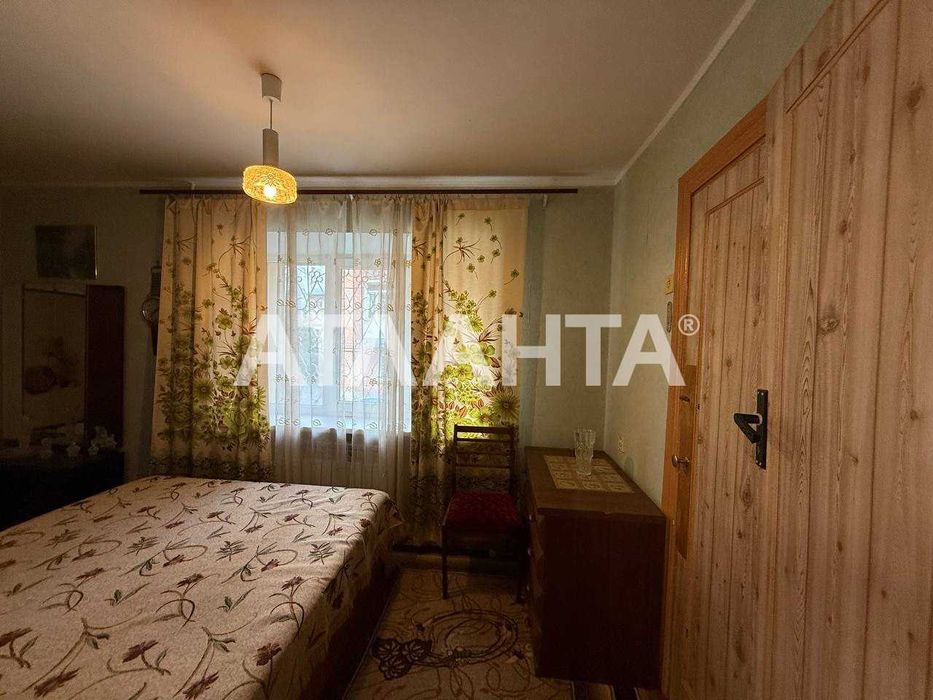 2к. квартира,1 поверх,центр,цегла,ремонт