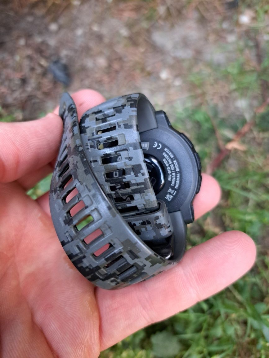 Garmin instinct 2 годинник