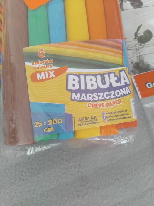 nowa wyprawka szkolna 50 elementów zeszyty bibuły pędzle plastelina