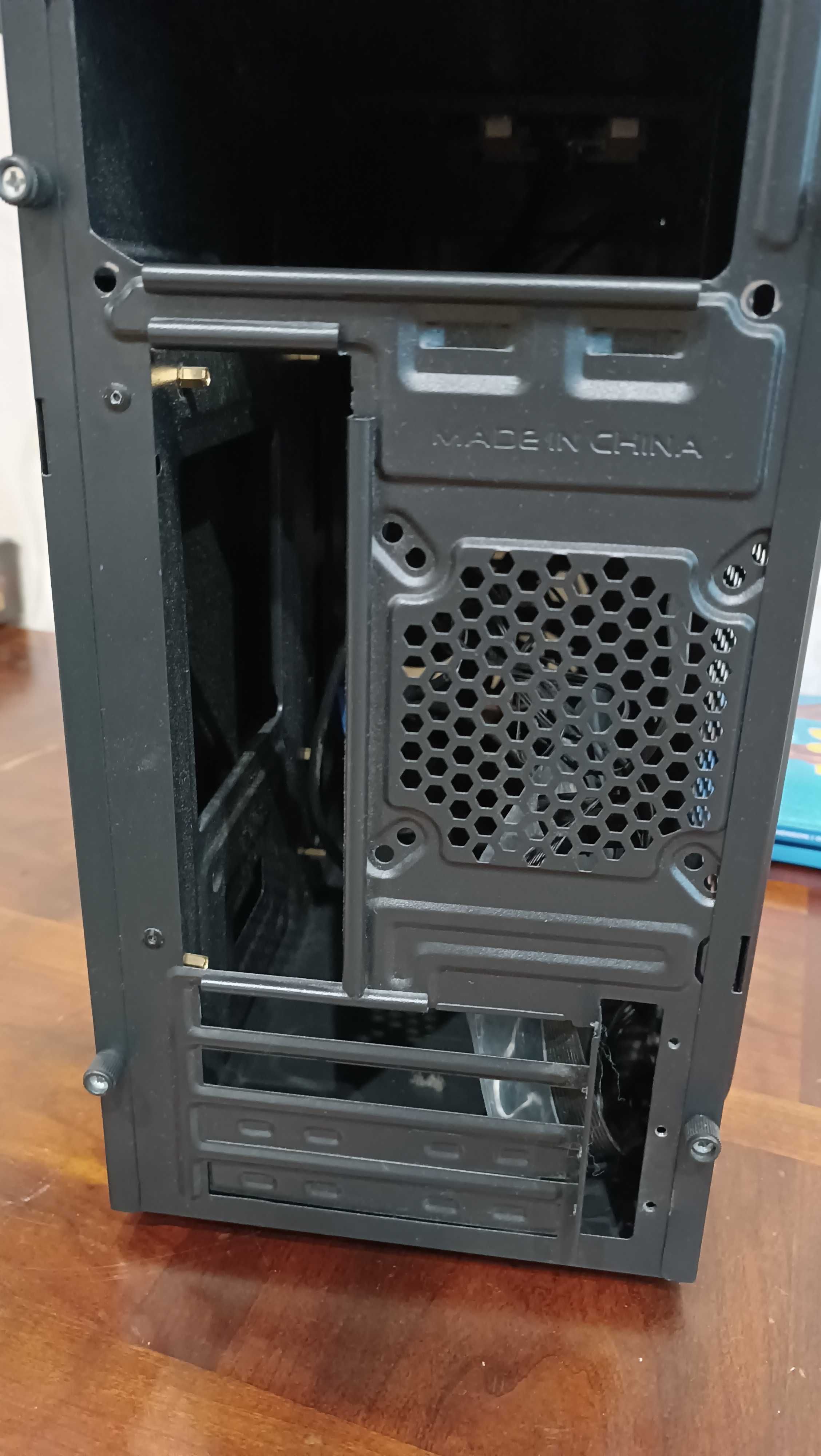 Продам корпус Aerocool CS-105 Black