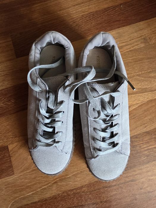 Trampki na platformie 39