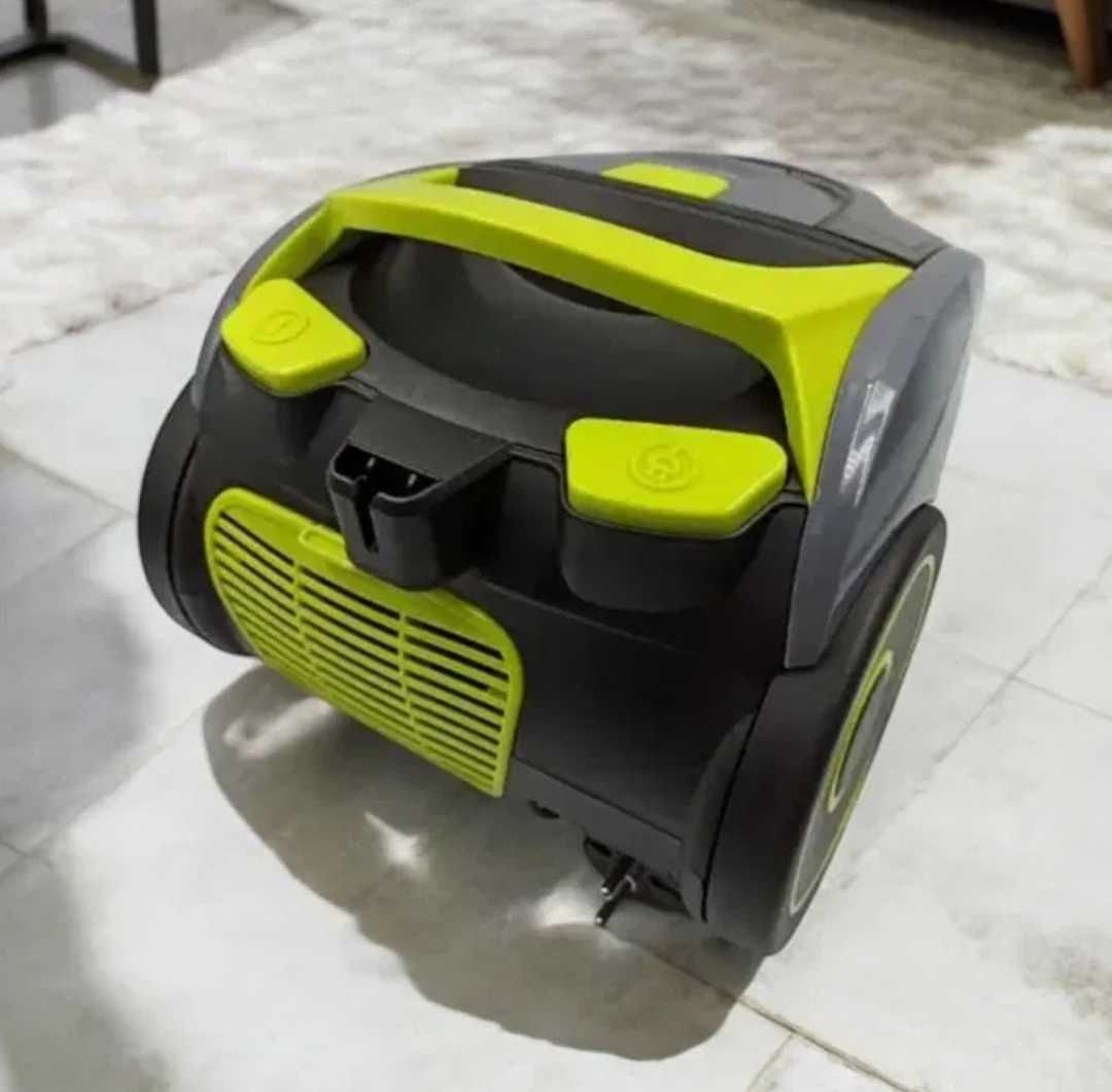 Потужний домашній пилосос контейнер на 2.5L пылесос 4000W 2 насадки