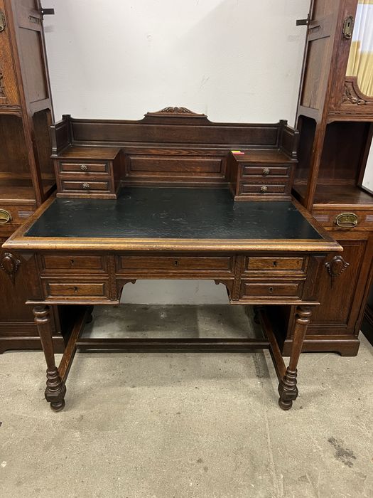 Drewniane biurko z nadstawką/Raty