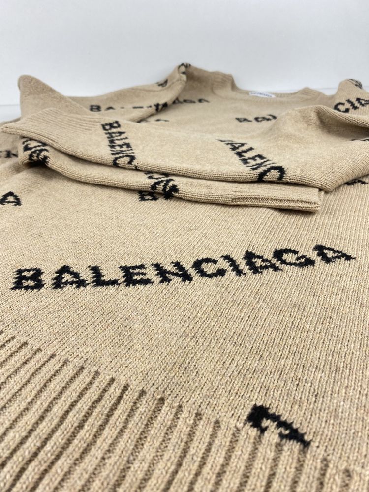 Camisola Sweater Balenciaga nova