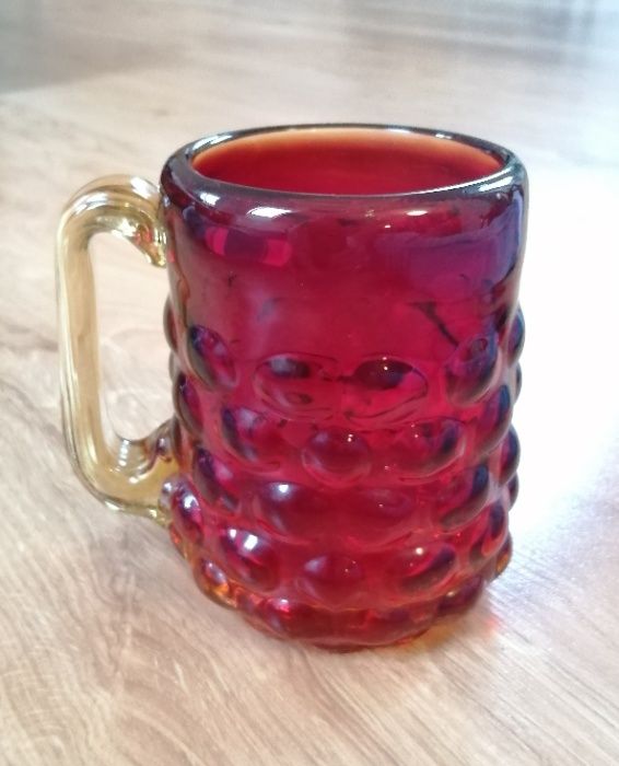 Kufel z rubinowego szkła, J. Słuczan-Orkusz, Krakowski Instytut Szkła